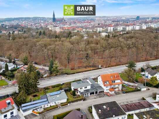 360° | Sonnenverwöhntes Architektenhaus nahe Glacis-Park im begehrten Neu-Ulmer Villenviertel