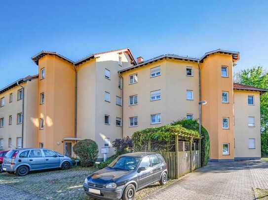 Langenselbold: Renovierungsbedürftige 3-Zimmer-Wohnung mit tollem Grundriss und Süd-West Balkon