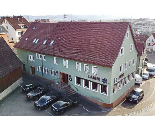 Ehemaliges Gasthaus mit Wohnung und Fremdenzimmern