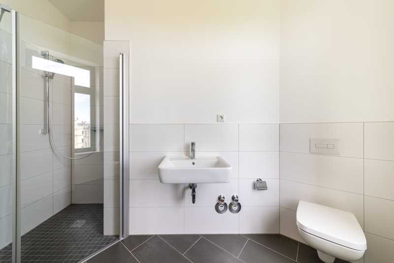 Großzügige 3-Raumwohnung mit Einbauküche im Turmpalast - WE01