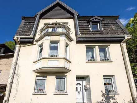 Einmalige Immobilie für handwerklich Begabte mit Traumblick und Gästehaus