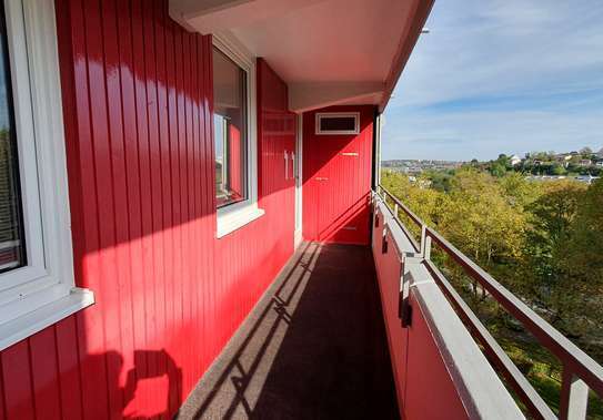 Tolle 3-Zimmer-Wohnung mit Balkon und EBK in Reutlingen