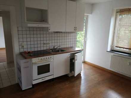 Lichtdurchflutete, gepflegte 2-Zimmer-Wohnung mit Einbauküche in Brühl