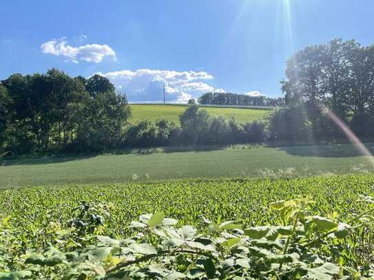 schöne möblierte Wohnung mit Garten, Ausblick