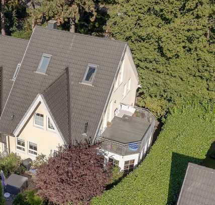 Großzügige, vermietete Doppelhaushälfte in exklusiver Lage am Golfplatz Falkenstein