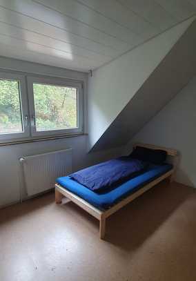Stuttgart Kaltental!!! Stilvolle geräumige Dachgeschoss-Maisonett Wohnung 4 Zimmer mit Balkon