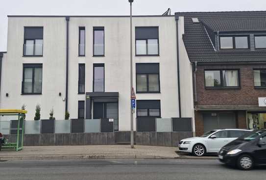 attraktive 2,5 Zimmer-Wohnung mit Balkon in Oberhausen-Buschhausen