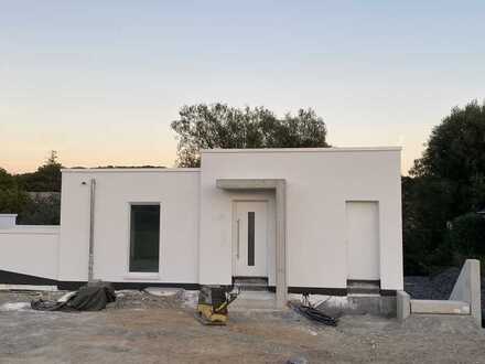 Erstbezug nach Fertigstellung! Moderne 3-Zimmer-Neubauwohnung mit Terrasse in ruhiger Lage
