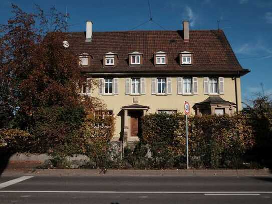 !Super angebundene Wohnung an der S-Bahn,ruhig,hell,Altbau,EBK,TL-Bad,WC separat,Erker,teils Parkett