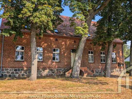 Solide Kapitalanlage oder vielleicht doch zum Selbstbewohnen? Tolles Mehrfamilienhaus in Manker!