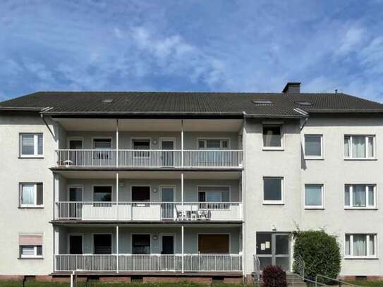 Charmante 3,5-Zimmer-Wohnung mit Balkon und EBK in Mülheim an der Ruhr