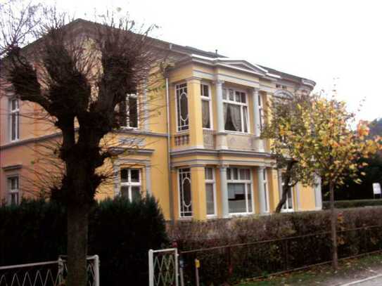 EG Wohnung mit Balkon undd Loggia