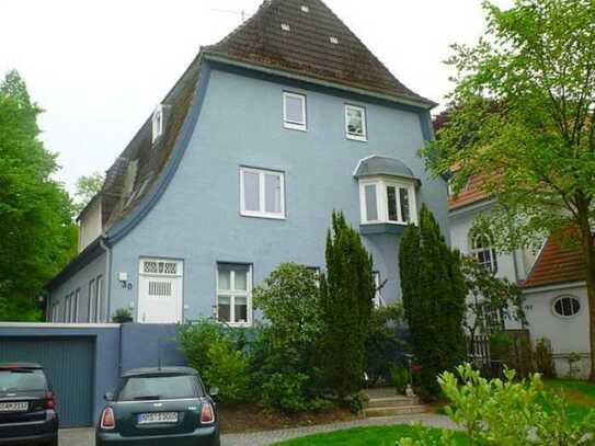 Stilvolle Jugendstil-Villa in Bestlage – Denkmalgeschütztes Juwel mit modernem Komfort