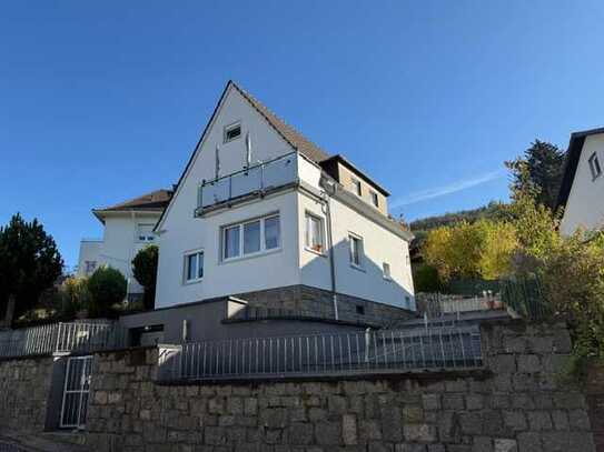 Weinheim**2-Familienhaus**beste Hanglage mit Panoramablick