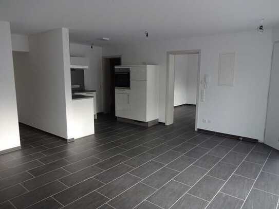 Moderne, helle 2,5 Zimmer Einliegerwohnung