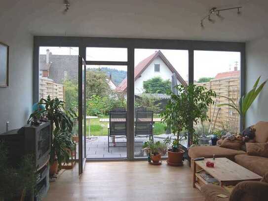 Offene großzügige Maisonette-Wohnung mit Terrasse + Garten in kernsaniertem Denkmal