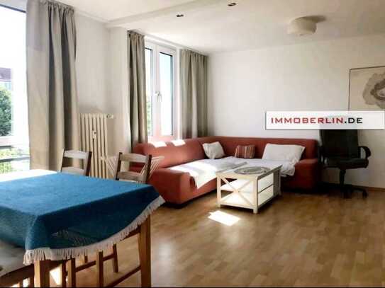 IMMOBERLIN.DE - Helle Westend-Wohnung mit Pkw-Stellplatz nahe Brixplatz