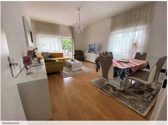 Ansprechende 3-Raum-Wohnung mit EBK und Balkon in Karlsruhe