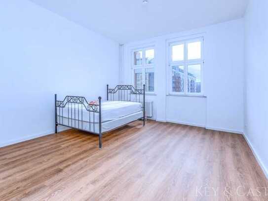 Top gepflegter Altbauklassiker, 3 Zimmer, mit Geschichte in Berlin Friedrichshain