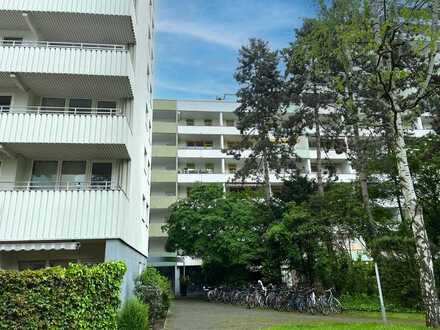 Gepflegtes Apartment mit Loggia in Köln-Junkersdorf