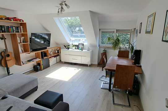 Günstige & Helle 3 Zimmer-DG-Wohnung in attraktiver Altenburg Lage