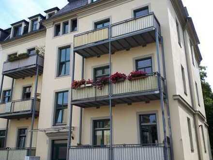 Modernisierte Hochparterre-Wohnung mit Balkon in Dresden Trachenberge