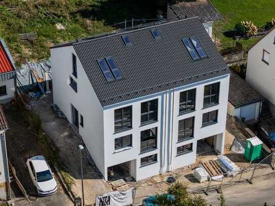 Doppelhaushälfte in schöner Wohnlage von Wiesbaden-Naurod mit PV-Anlage