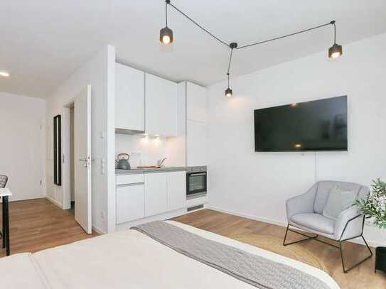 Wohnen im Grünen! Schönes Studio-Apartment (1-Zimmer) mit Balkon und Einbauküche