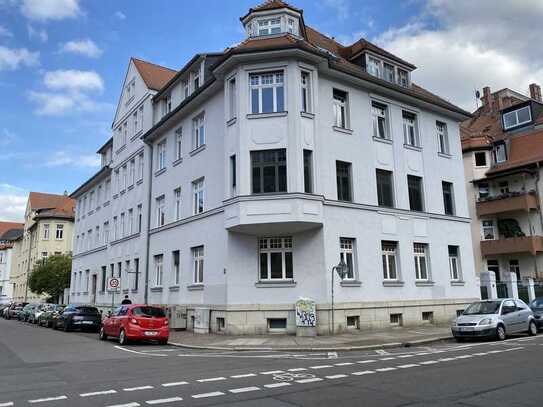 Große Dreiraumdachgeschosswohnung in Altlindenau