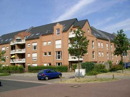 *Moderne und helle 3-Zimmer Wohnung * Balkon * Fußbodenheizung * beliebte Wohnlage * Rheinnähe *