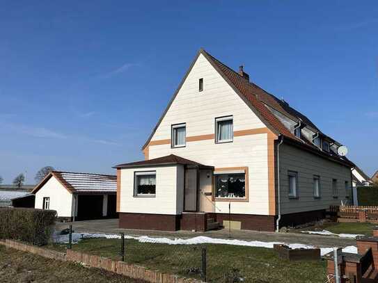 Charmante Doppelhaushälfte in ruhiger Feldrandlage von Reinsdorf