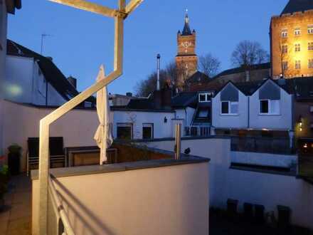 3 Zimmer-Wohnung mit Balkon, Einbauküche und 2 Stellplätzen in Kleve, Kirchstrasse