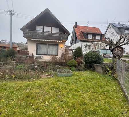 Gepflegtes Einfamilienhaus mit Terrasse, Balkon und Garten sowie Garage in Weil im Schönbuch