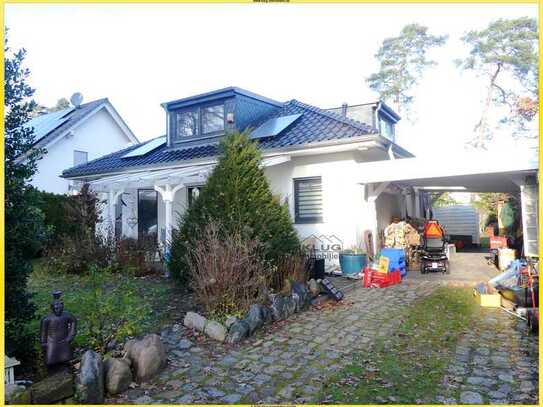 Nassenheide! Moderner Bungalow (Massivbau 2013) mit ausgebautem Dachgeschoss u. idyllischem Garten