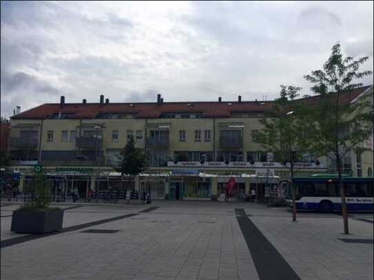 Sehr schöne, helle, moderne 2-Zimmer Wohnung mit großer Dachterrasse