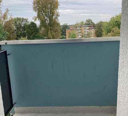 !!! TOLLE WOHNUNG FÜR SINGLE In NEUSS- EG1600/47201/3 -0 !!!