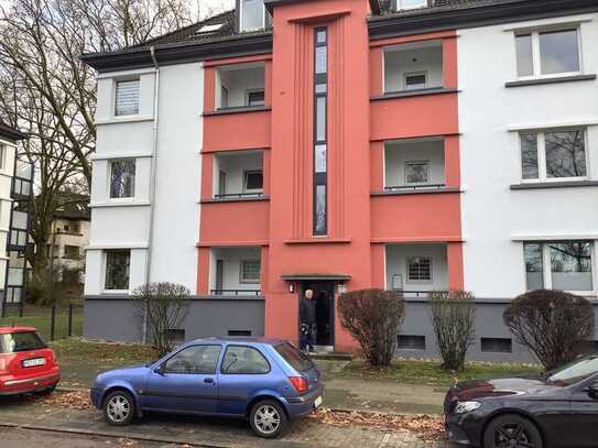 Neue Wohnung, neues Glück! Günstig geschnittenes 2,5-Zi.-Appartment