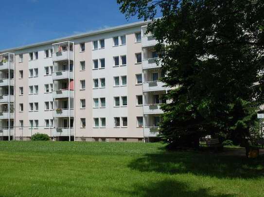 Helle 3-Raum-Wohnung mit Tageslichtbad