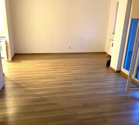 Ideale Single-Wohnung - Top Grundriss - Nähe Bahnhof Moosach/München