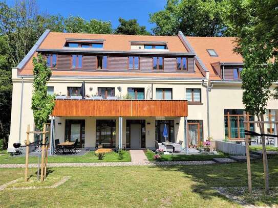 TRAUMHAFTE MAISONETTEWOHNUNG - EINBAUKÜCHE - DACHTERRASSE