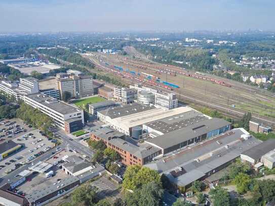 448,39 m² Lichtdurchflutete Büroflächen in historischem Quartier - Flexible Büroetage wartet auf neu