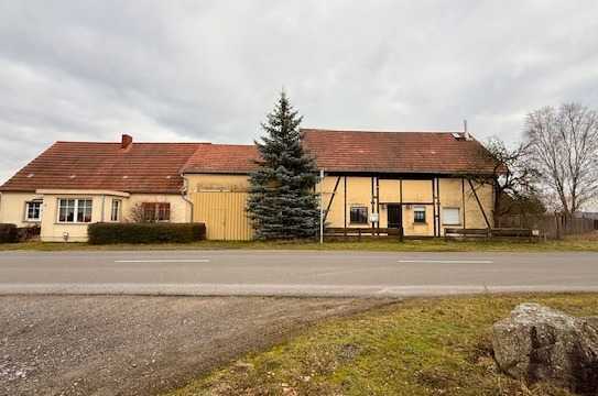 Bauernhaus mit ehemaligen Gasthof auf großem Grund in Randlage im Naturpark