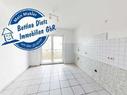 DIETZ: Renovierungsbedürftige 3-Zimmer-Obergeschosswohnung mit Balkon in Otzberg - Ober-Klingen