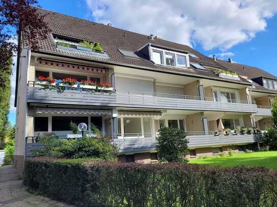 Schöne Wohnung mit sehr großem Balkon in Alt-Rahlstedt