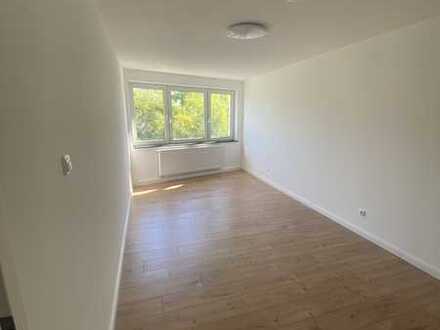 Schöne 4-Zimmerwohnung frei - Erstbezug nach Sanierung!