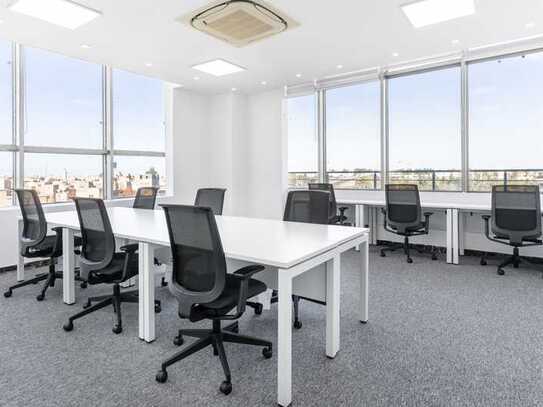 Professionelle Büroräume in Regus The Squaire zu komplett flexiblen Bedingungen