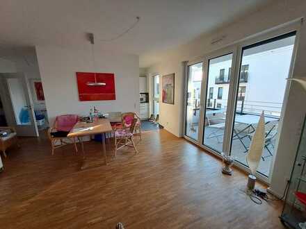 Neuwertige 2,5-Zimmer-Wohnung mit Balkon und Einbauküche in Bensheim