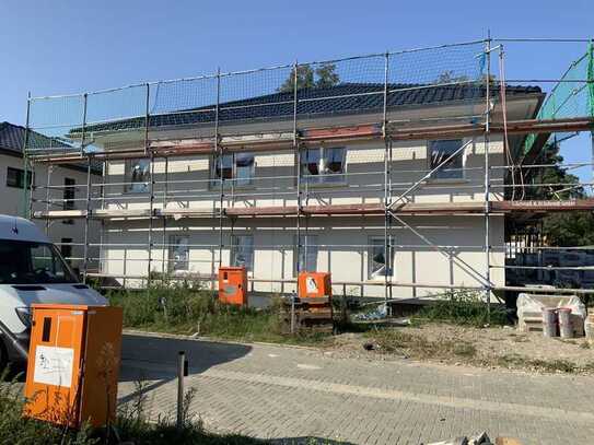 Neubau Doppelhauhälfte in Eberswalde. Preis für Haus und Grundstück.