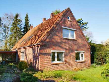 Geräumiges Einfamilienhaus mit Renovierungsbedarf vor den Toren Oldenburgs