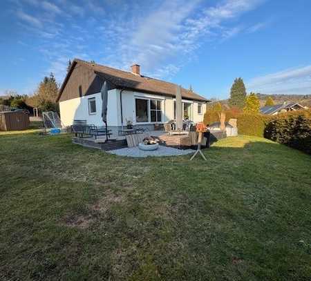 Freistehendes Einfamilienhaus mit grossem Garten